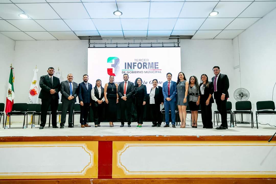 Rinde su tercer informe Hassan Garduño