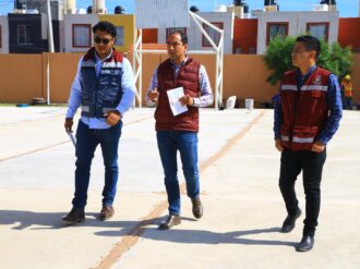 Supervisa alcalde construcción de cancha de usos múltiples