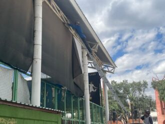 Rehabilita ayuntamiento cancha Rickys en Tres Cruces