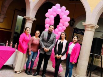 Sensibilizan en Monte Escobedo sobre la prevención del cáncer de mama