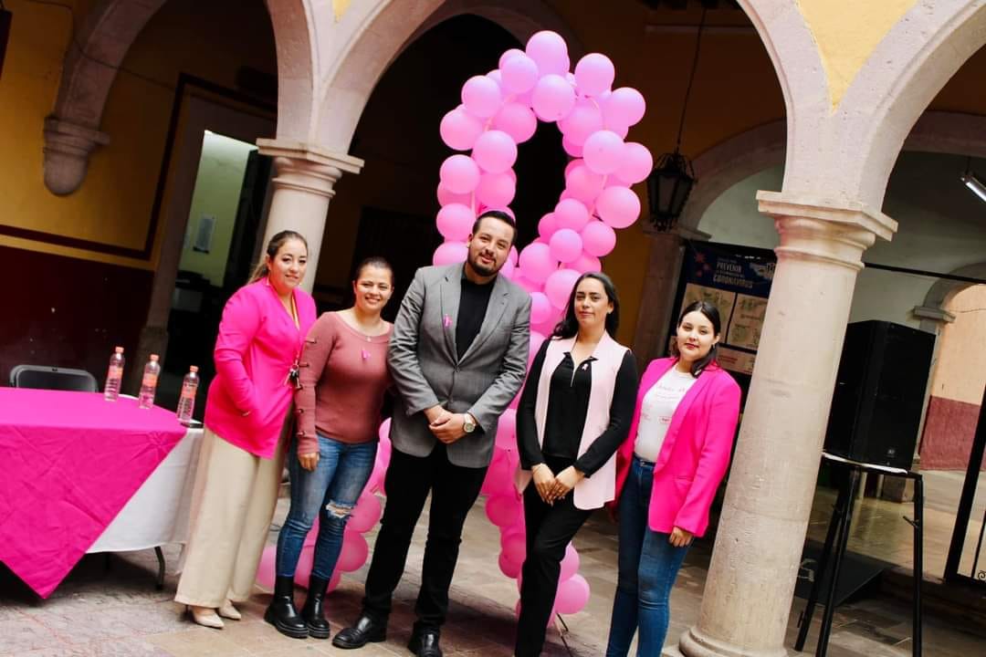 Sensibilizan en Monte Escobedo sobre la prevención del cáncer de mama