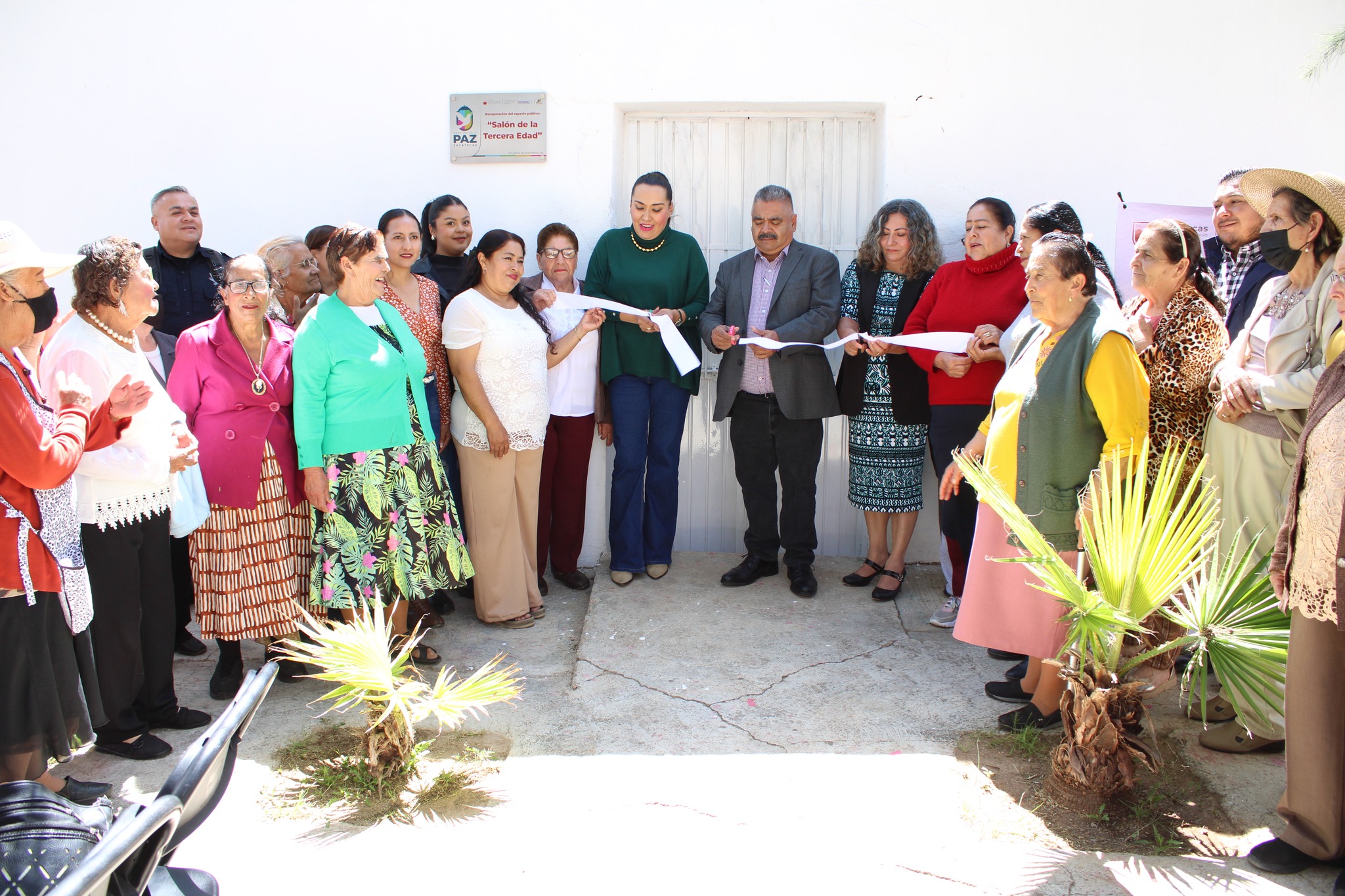 Reinauguran el Salón de la Tercera Edad de San Antonio del Ciprés