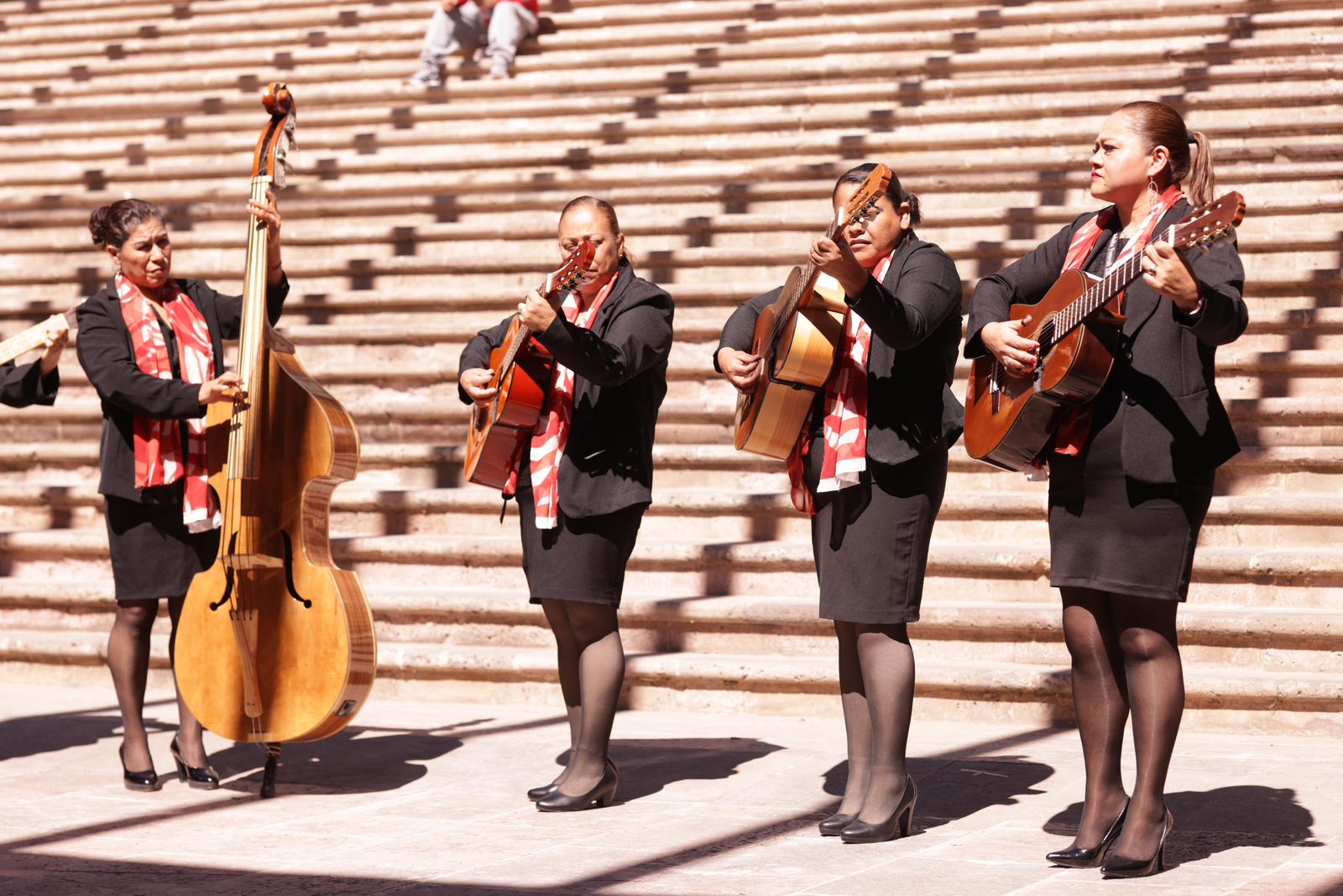 Celebra Antorcha II Jornada Nacional de coros y rondallas