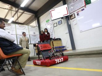 Se compromete Javo Torres con el CBTIS 001