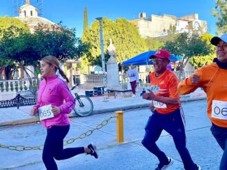 Se corre con éxito la #CarreraNaranja 2024 en Río Grande