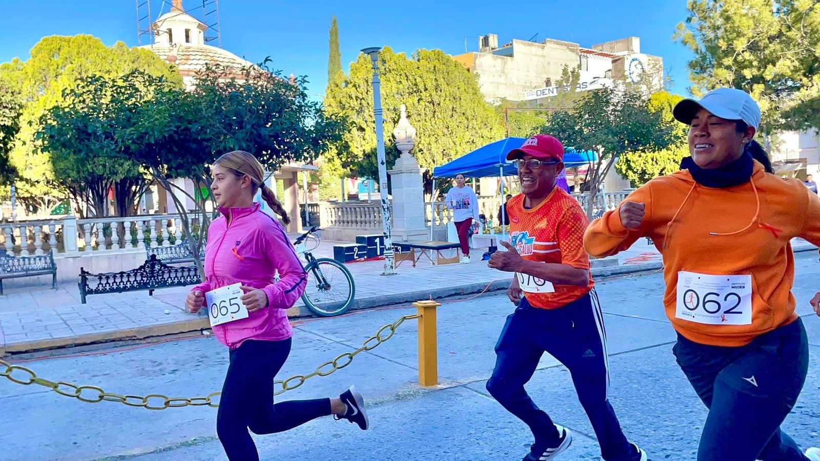 Se corre con éxito la #CarreraNaranja 2024 en Río Grande