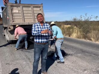 Repara Villa de Cos carreteras interestatales