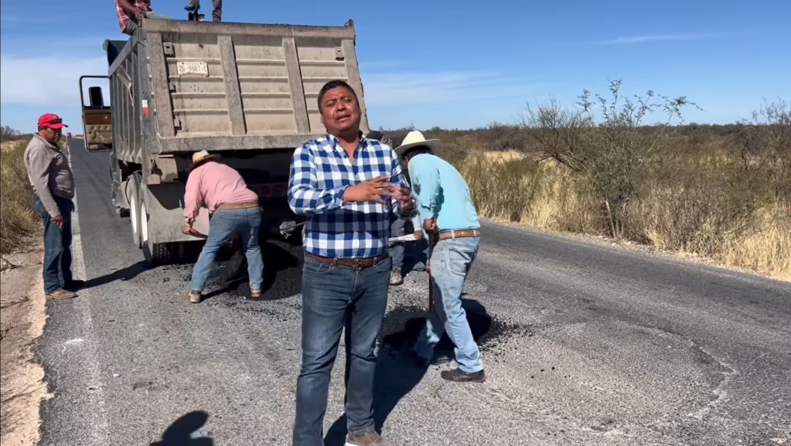 Repara Villa de Cos carreteras interestatales 