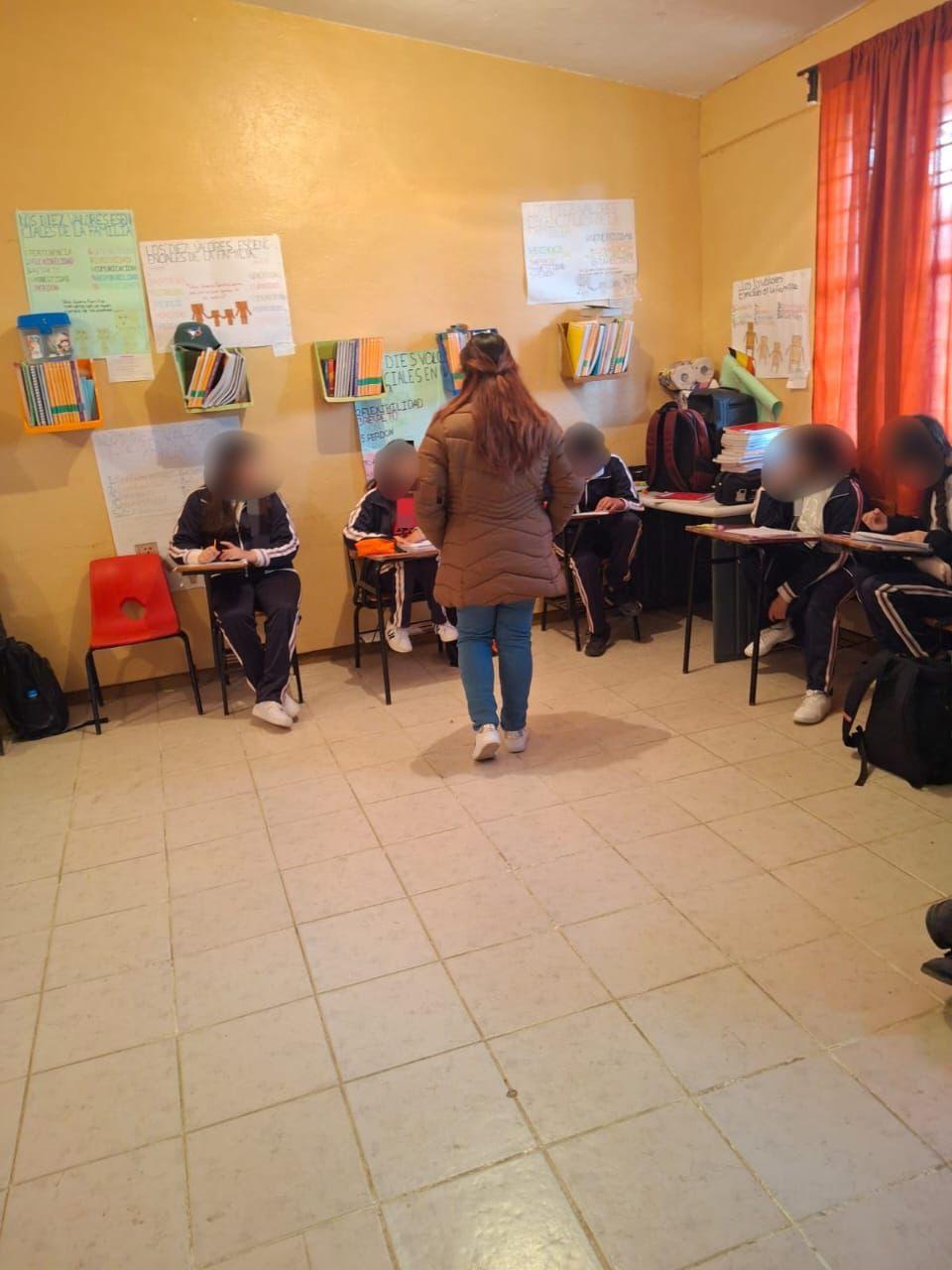 Atiende DIF capital a jóvenes y niños