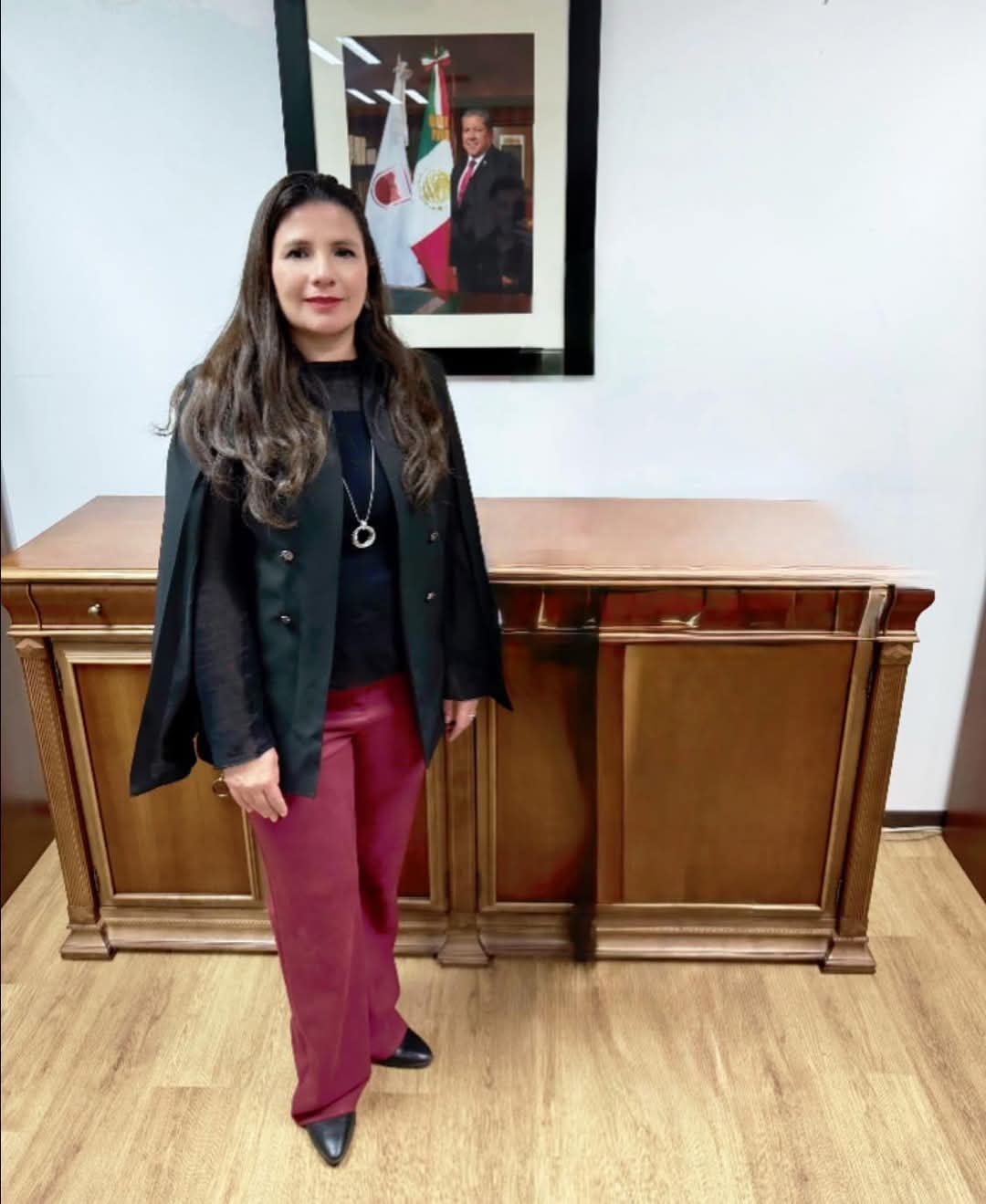 Relevos en el gabinete de Monreal