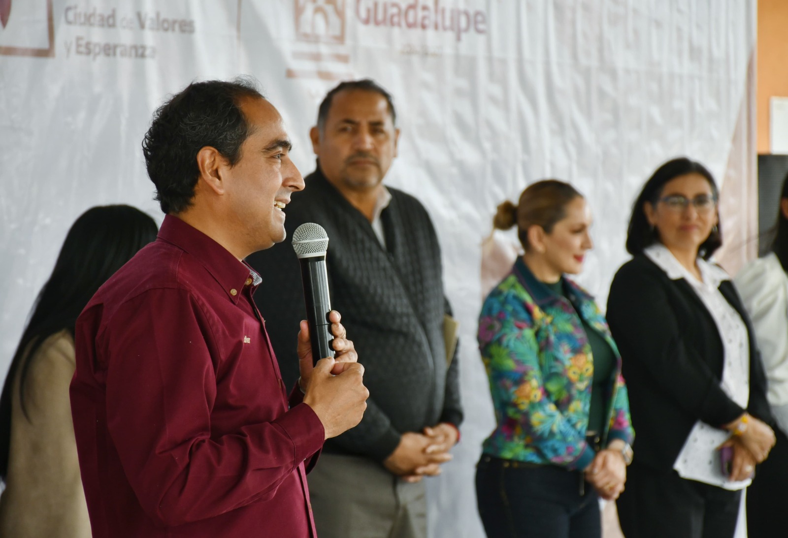 Construyen barda perimetral en jardín de niños de Guadalupe