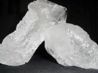 Cuida tu piel con piedra alumbre