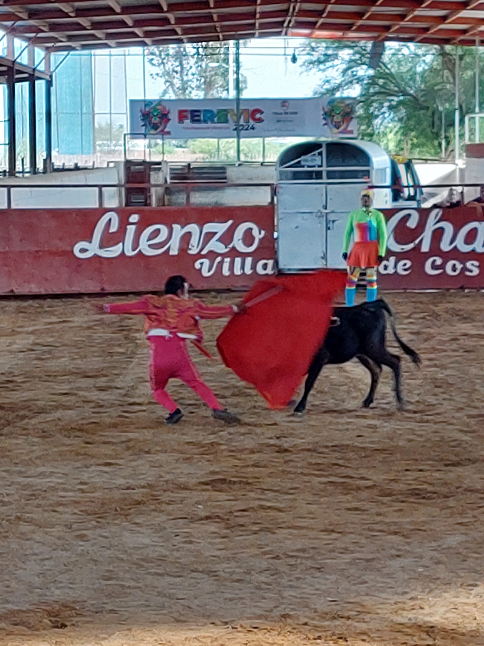 Festeja Villa de Cos en grande a los niños en su día