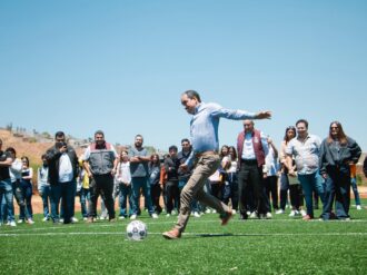 Terminan y entregan cancha y muro perimetral en la Preparatoria II de la UAZ