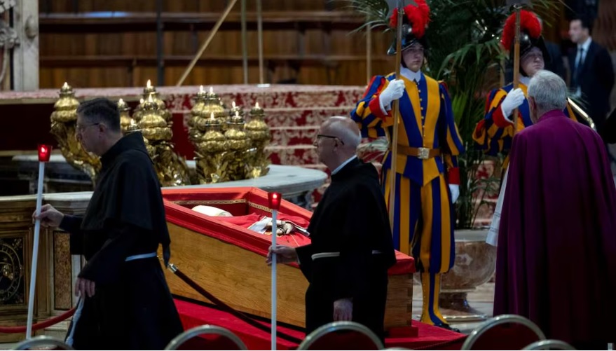 Luto por Francisco acabará el 4 de mayo