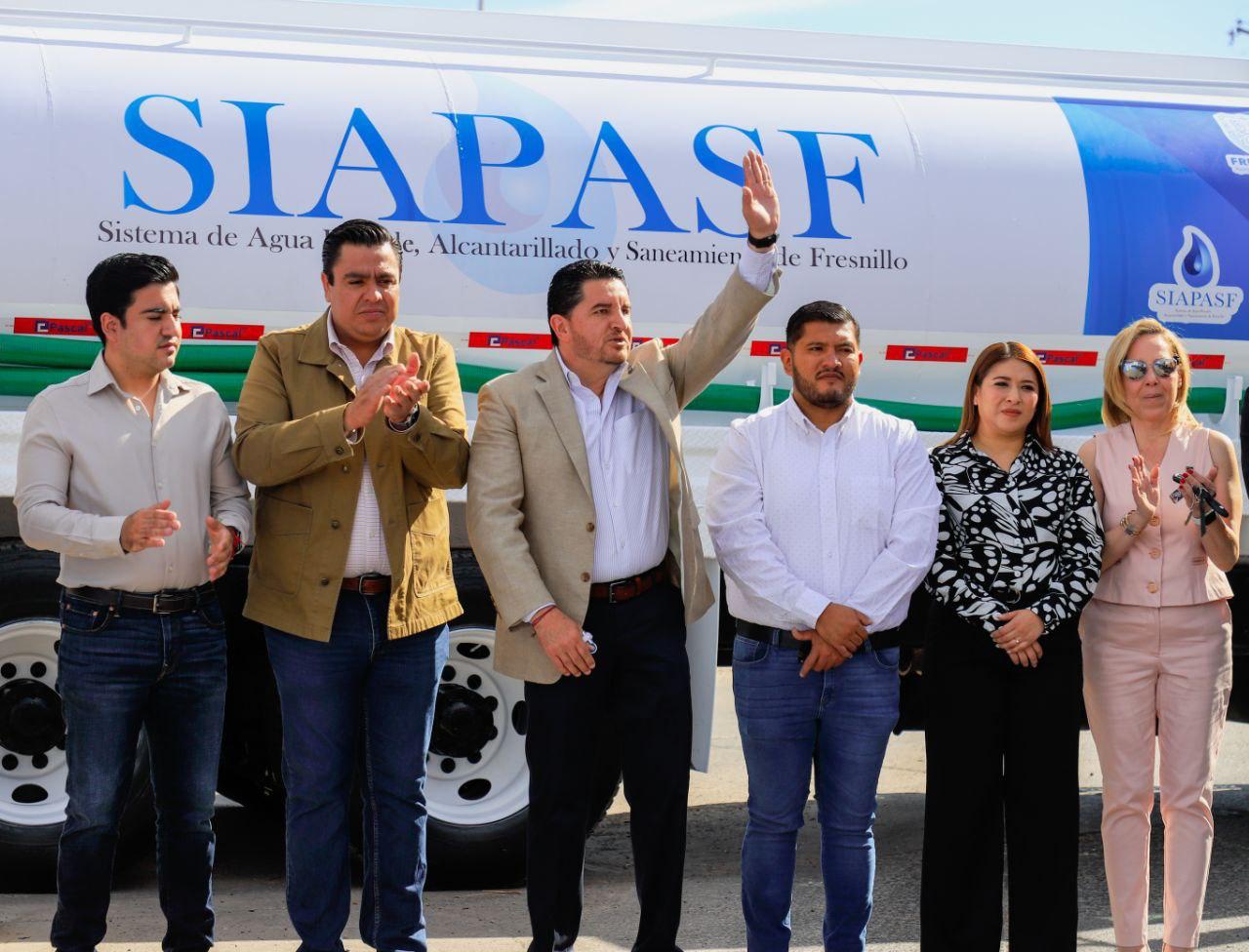 Recibe Siapasf una pipa; abastecerá a la zona norte 