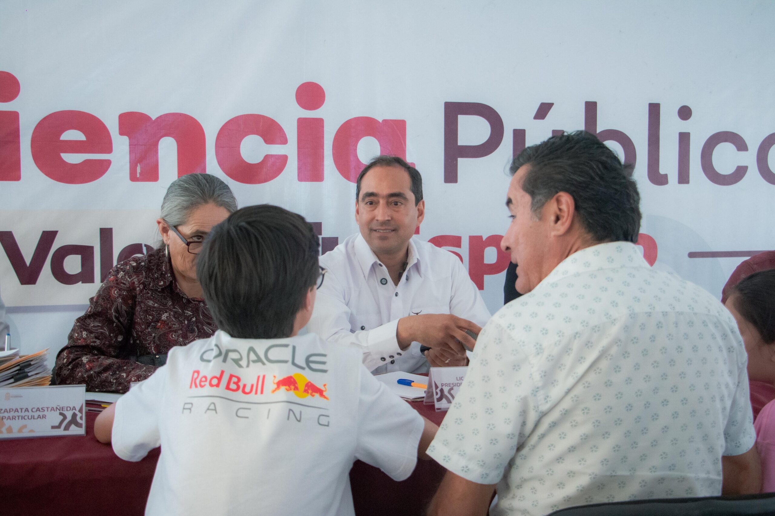 Lleva Pepe Saldívar audiencias públicas a El Carmen