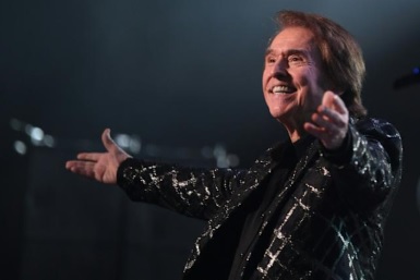 Volverá Raphael a los escenarios