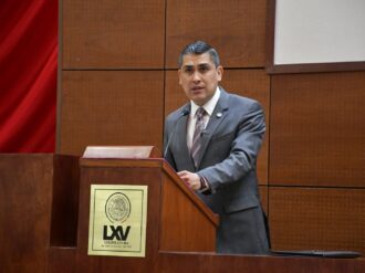 Advierte Carlos Peña sobre la plaga del gusano barrenador 