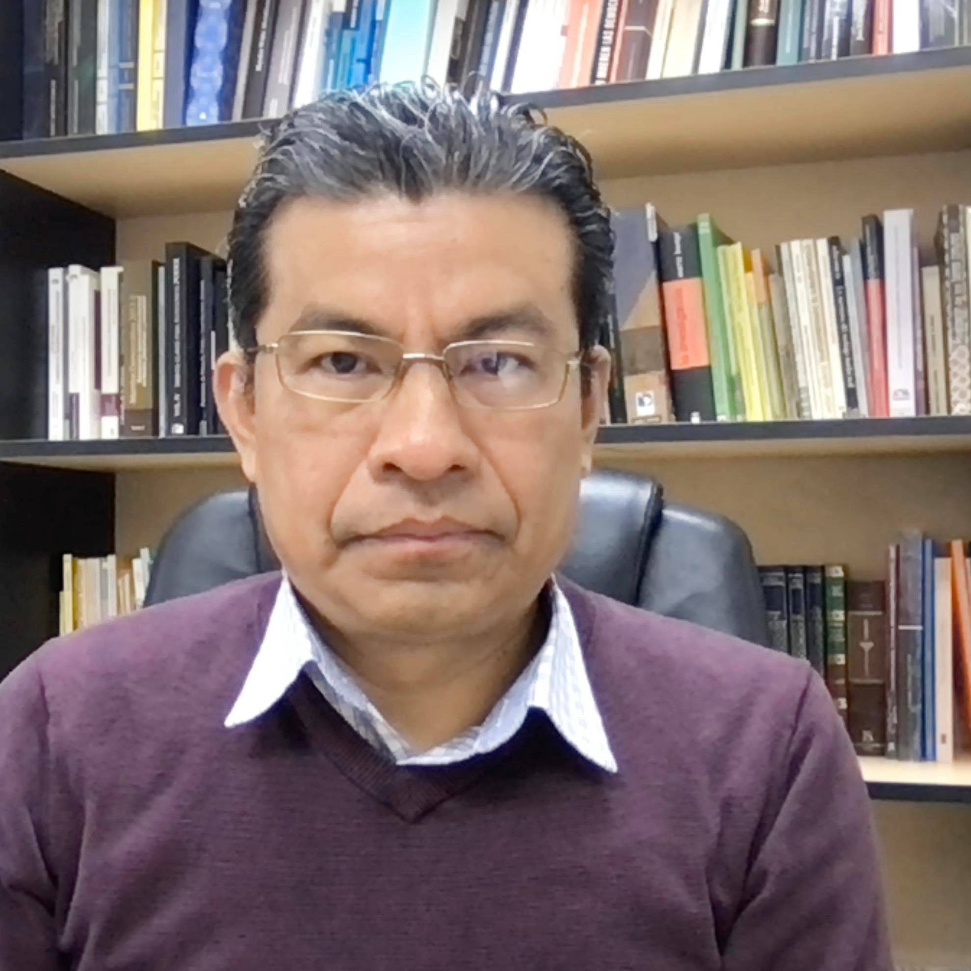 Responde catedrático de la UAZ a David Monreal