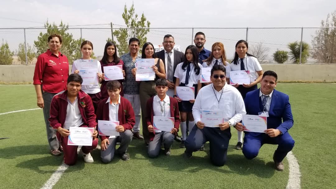 Realizan concurso de oratoria 