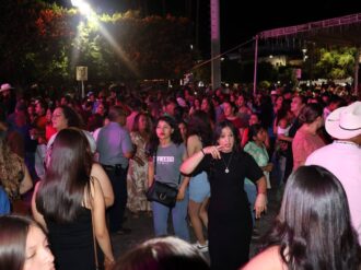 Disfrutan a lo grande con el Festival de la Pitaya