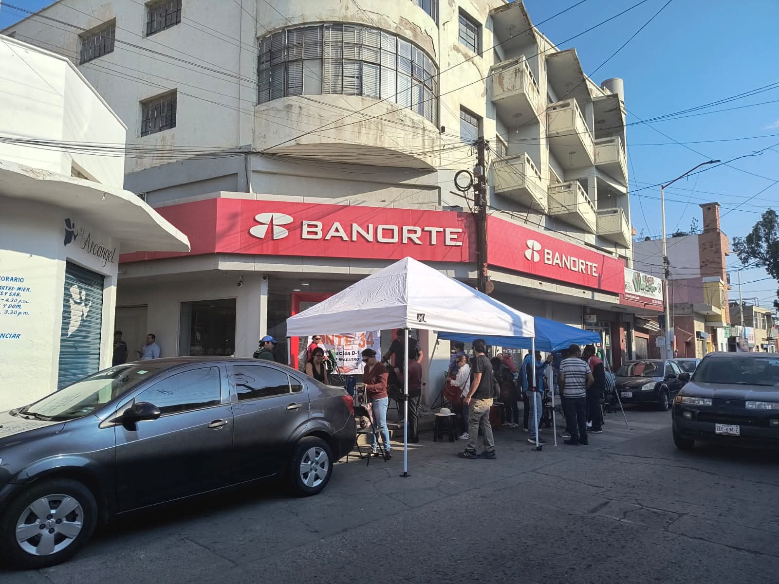 Paralizan servicios bancarios en Zacatecas