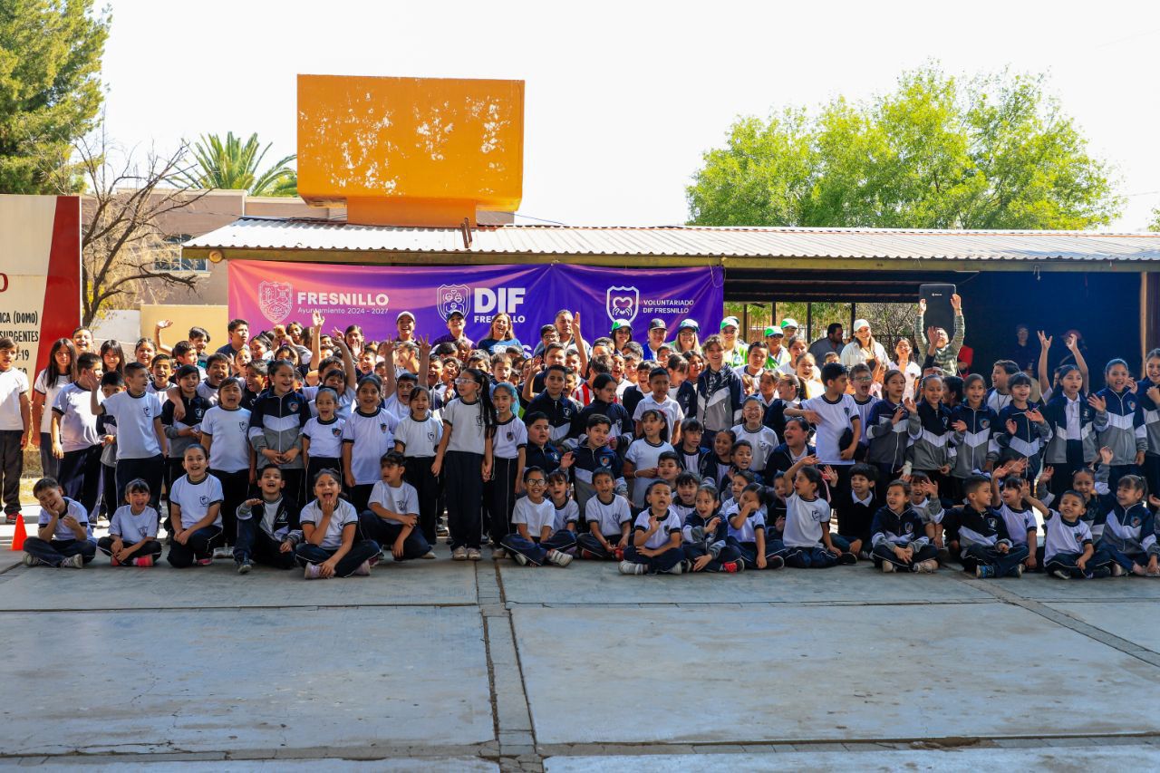 Benefician a estudiantes de la escuela Josefa Ortiz de Domínguez