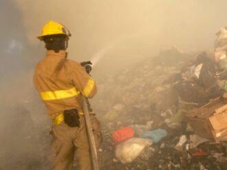 Incendian pepenadores el basurero de Río Grande
