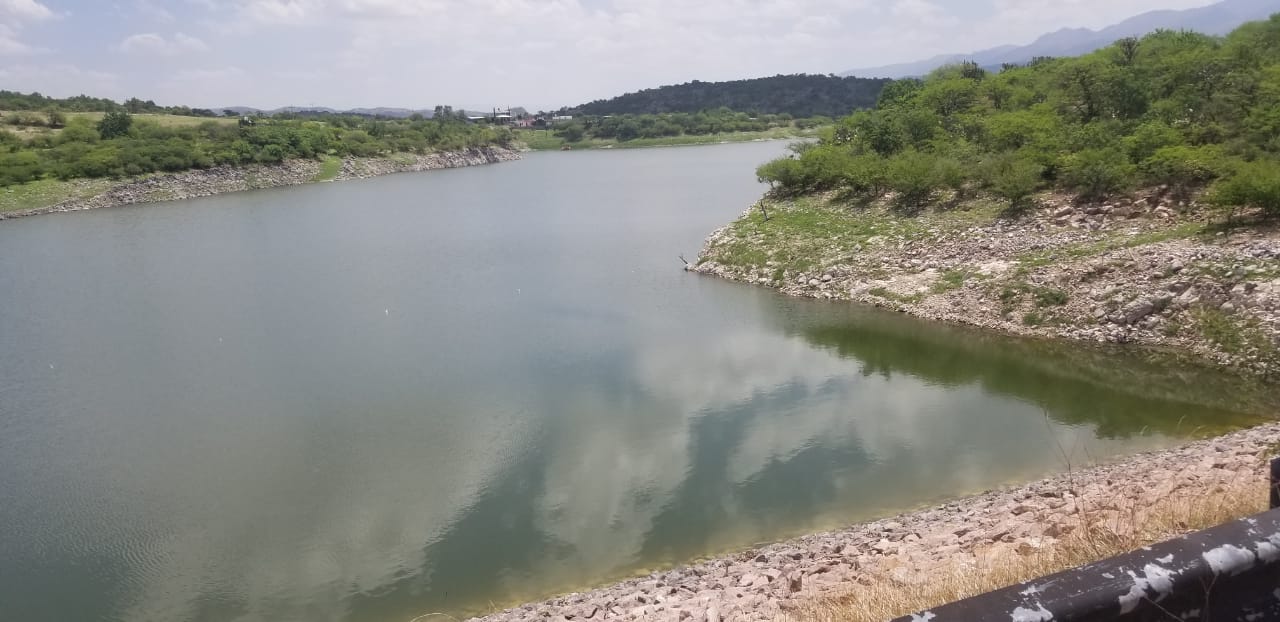 Sin lluvia, se secan las presas