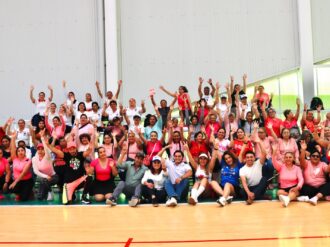 Se unen para ayudar a Alejandra en su lucha contra el cáncer 