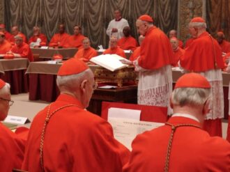 ¿Qué se necesita para ser Papa?