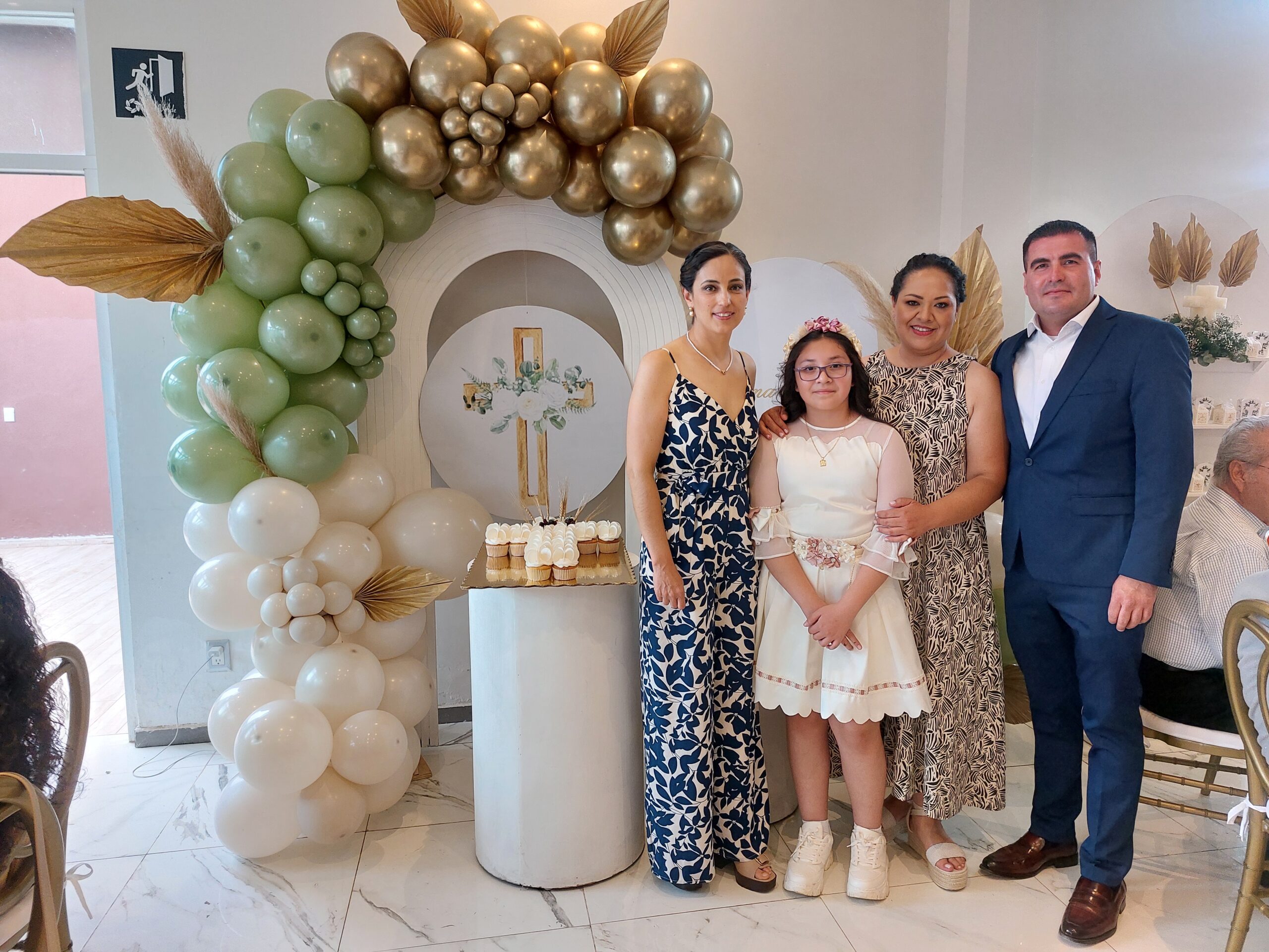 Ivanna Daniela comulga por primera vez