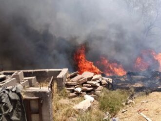 Sofocan incendio en La Luz