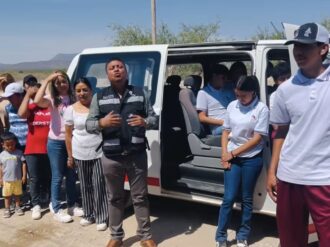 Destinan transporte para preparatorianos de la Primero de Mayo 