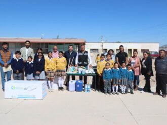 Llevan apoyos a Sarteneja 