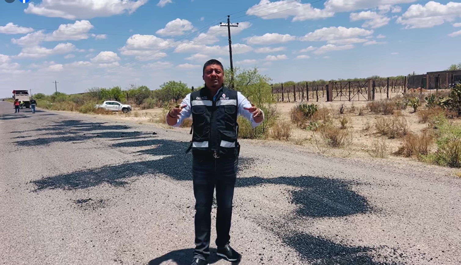 Sigue el bacheo en carreteras interestatales  