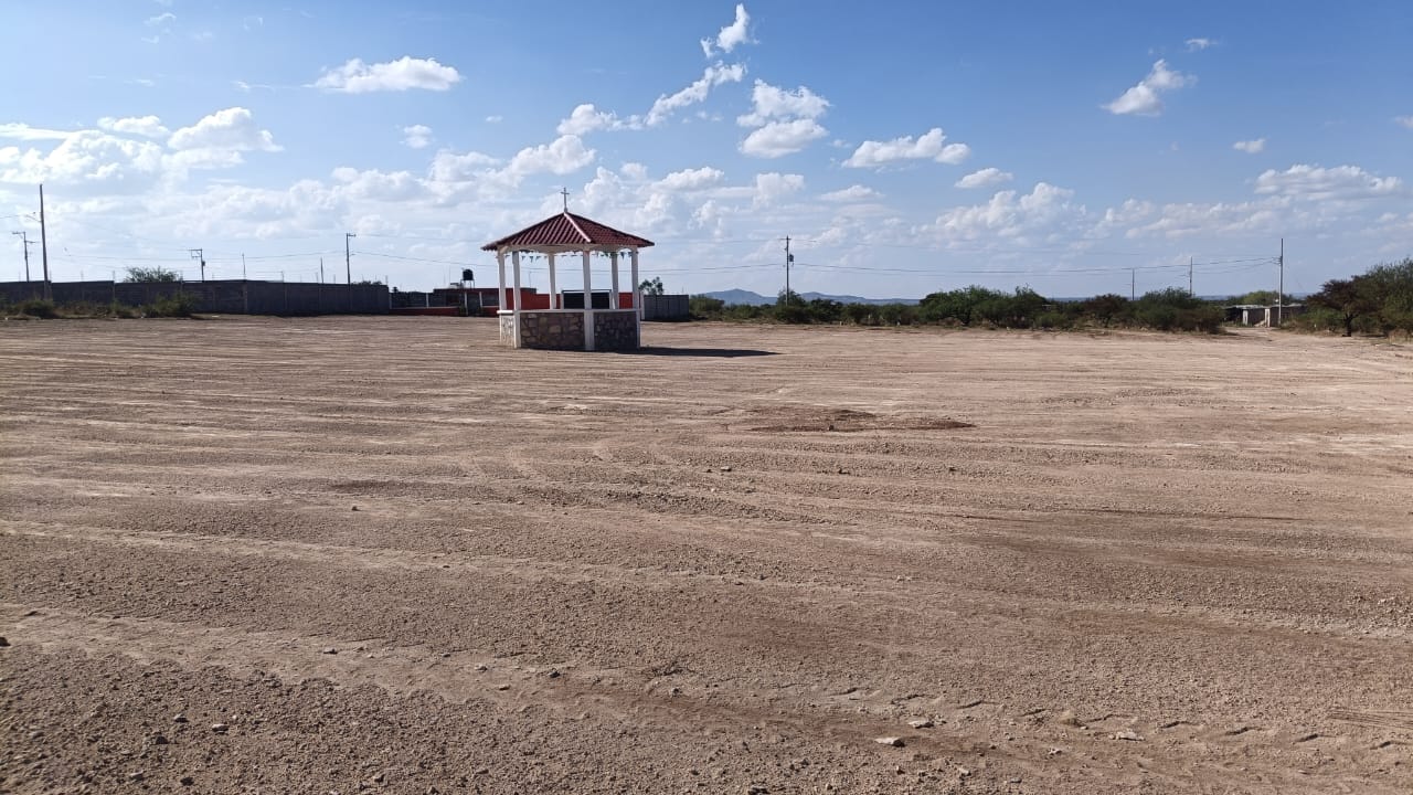 Inauguran kiosco en San Antonio del Ciprés 