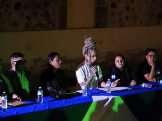 Participan en Diálogos por la Diversidad 