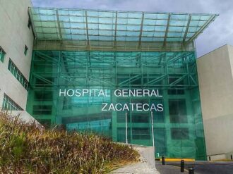 Niega David Monreal crisis de salud y desabasto de medicina 