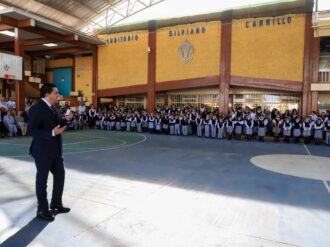 Encabeza Javo Torres honores a la bandera