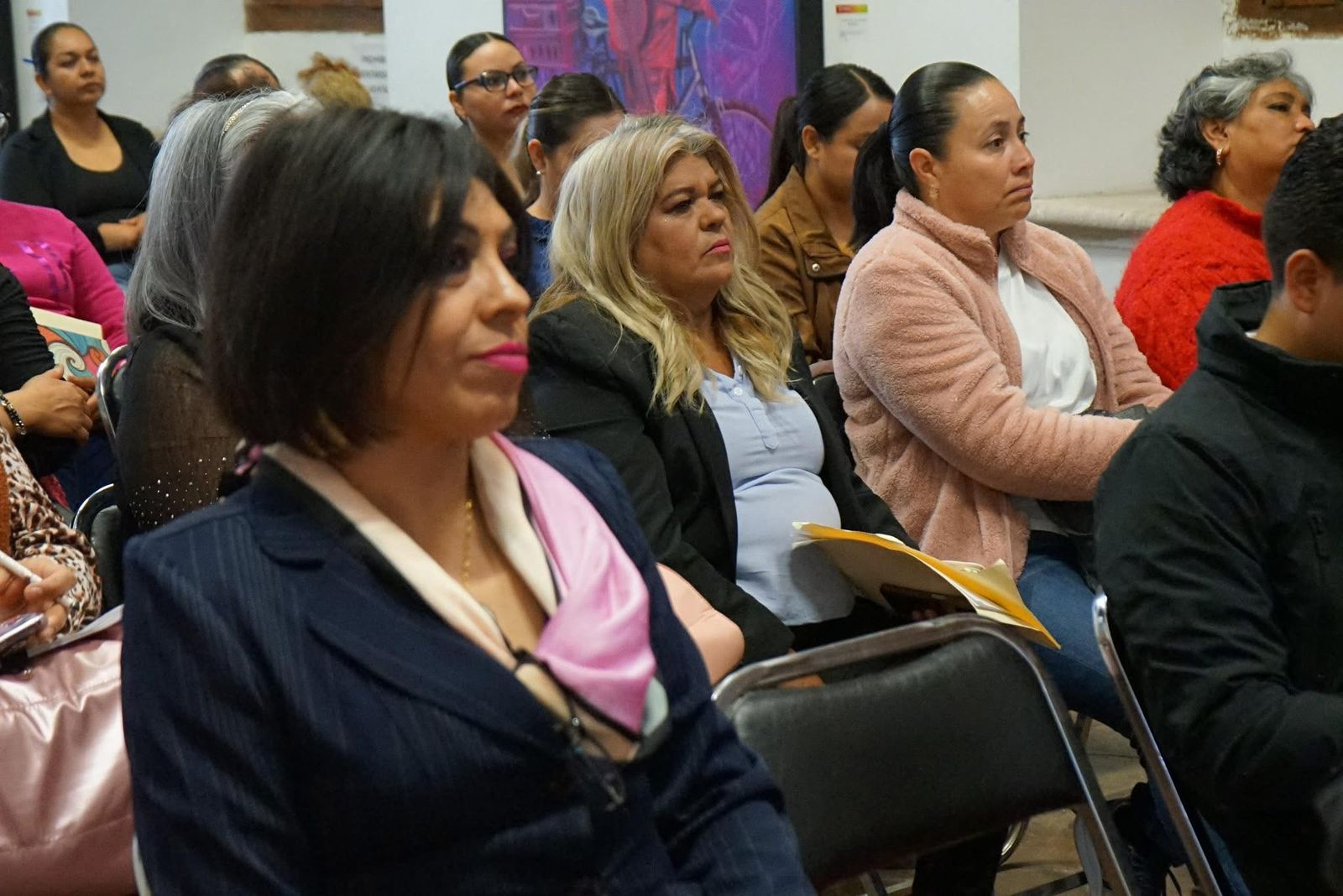 Promueven derechos humanos de las mujeres 
