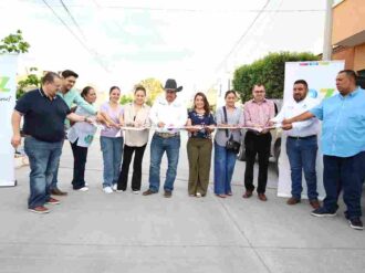 Entrega Ureño obras en dos colonias de Jerez