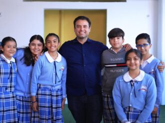 Fortalece Miguel Varela la infraestructura educativa 