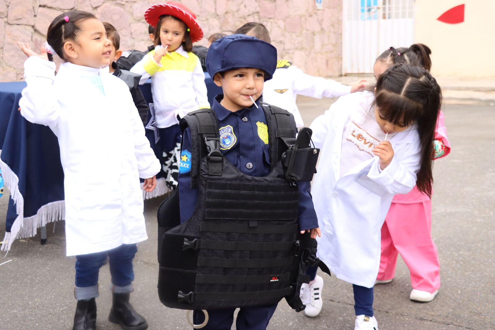 Participa la Policía de Zacatecas en el Día de Profesiones