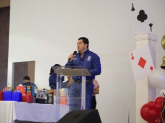 Festejan a los papás del Ayuntamiento de Fresnillo 