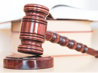 Vinculan a proceso a exfuncionarios de Nieves