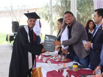 Egresan 42 estudiantes del Emsad Chupaderos 