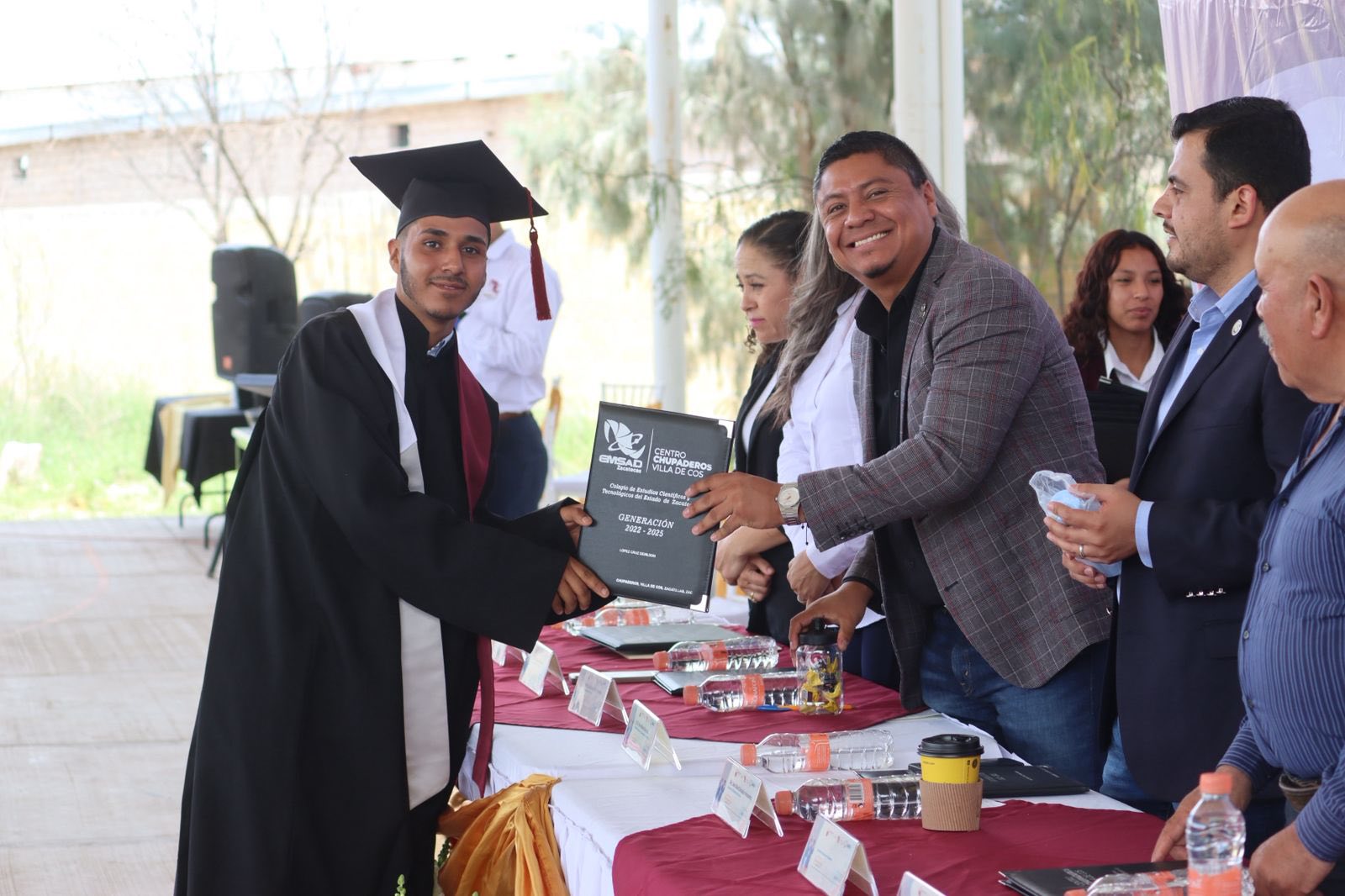 Egresan 42 estudiantes del Emsad Chupaderos 