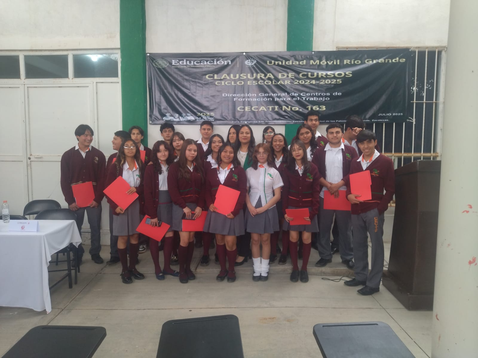 Concluye ciclo escolar de la Unidad Móvil 163